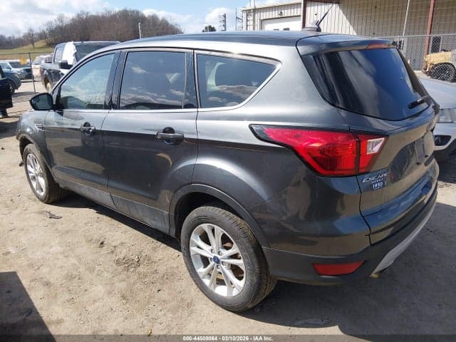 2019 FORD ESCAPE SE 3
