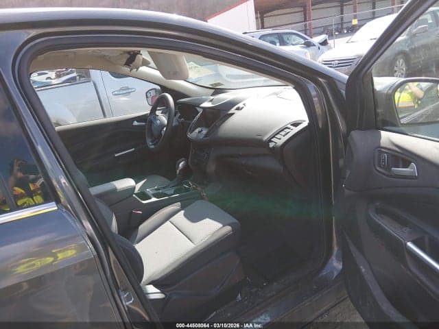 2019 FORD ESCAPE SE 5