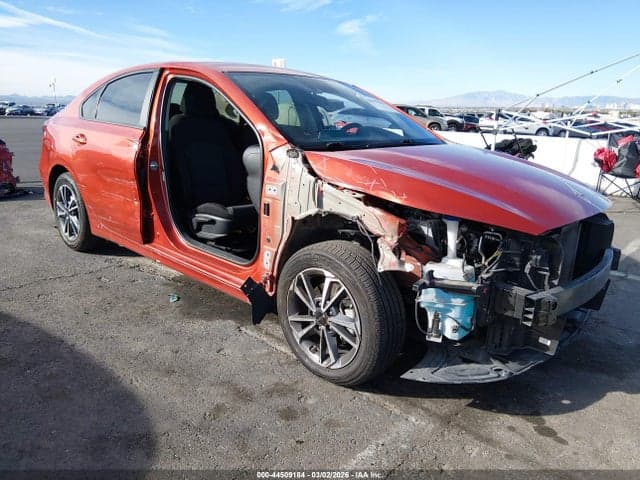 2023 KIA FORTE LXS SLE1
