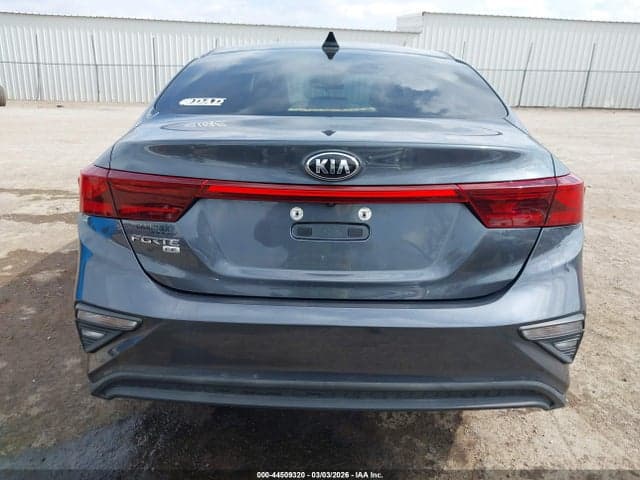 2020 KIA FORTE FE 16