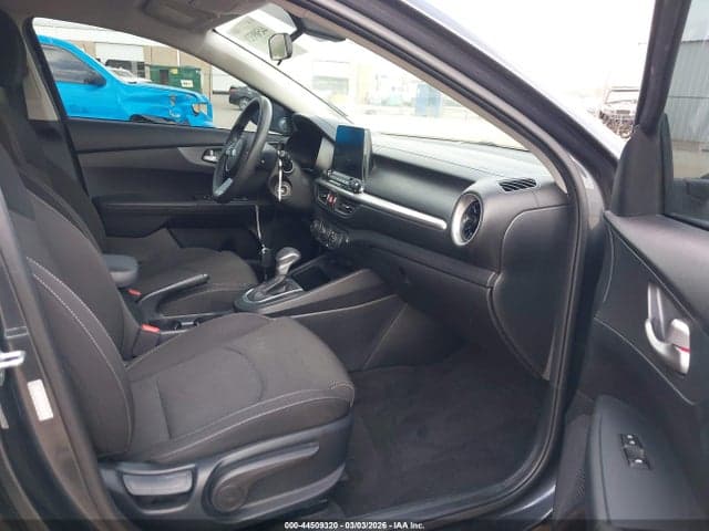 2020 KIA FORTE FE 5