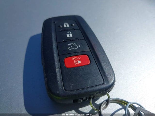 2024 TOYOTA RAV4 XLE 11