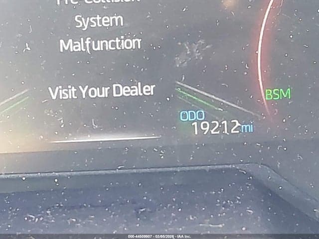 2024 TOYOTA RAV4 XLE 15