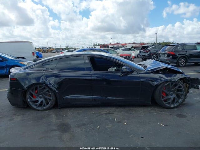 2026 TESLA MODEL S PLAID 13