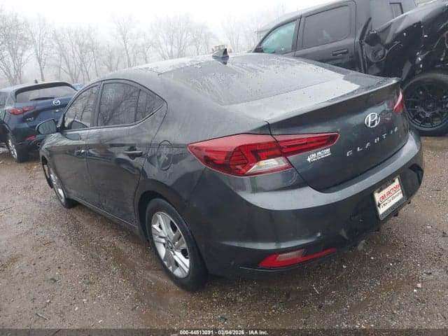 2020 HYUNDAI ELANTRA SEL 3