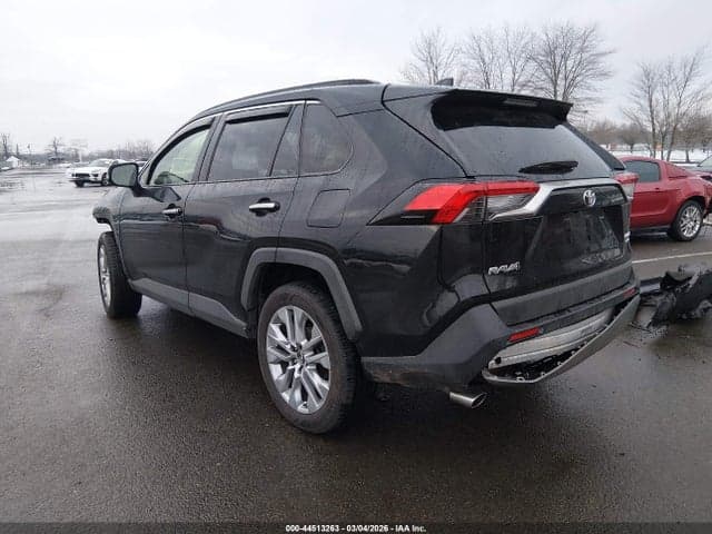 2019 TOYOTA RAV4 LIMITED 3