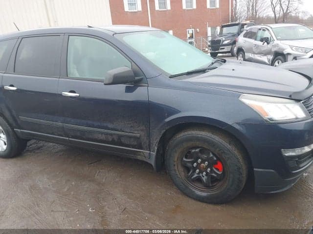 2017 CHEVROLET TRAVERSE LS 1