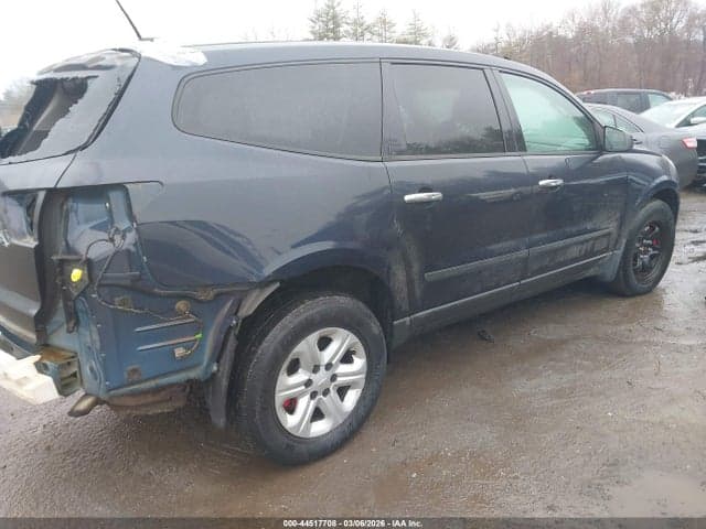 2017 CHEVROLET TRAVERSE LS 4