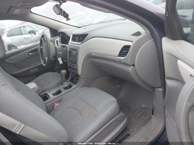 2017 CHEVROLET TRAVERSE LS 5