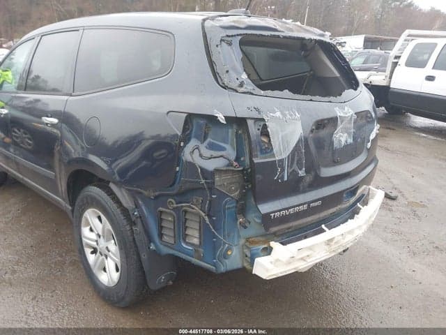 2017 CHEVROLET TRAVERSE LS 6