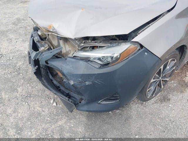 2018 TOYOTA COROLLA LE 18