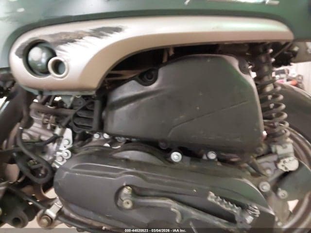 2024 HONDA NCW50 9