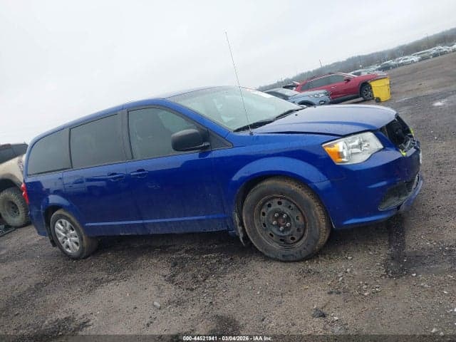 2018 DODGE GRAND CARAVAN SE 13