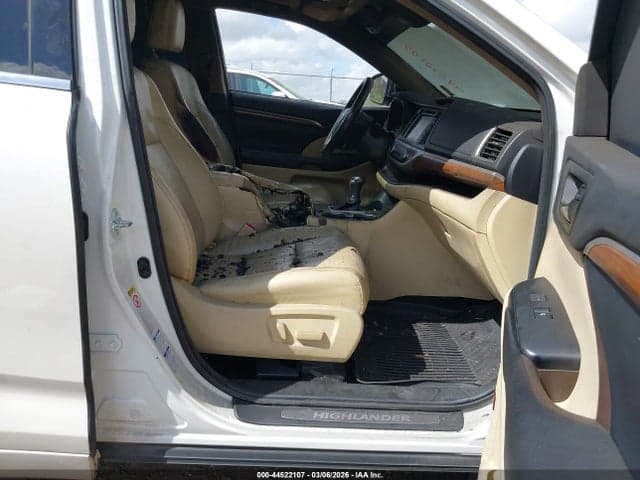2017 TOYOTA HIGHLANDER LIMITED 5