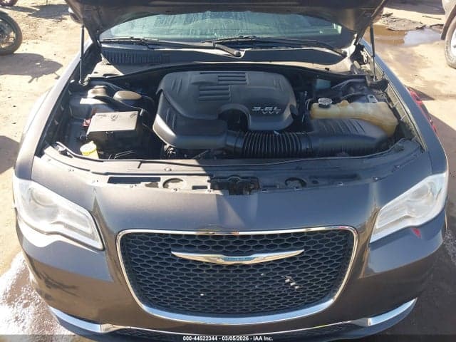 2017 CHRYSLER 300 LIMITED 10