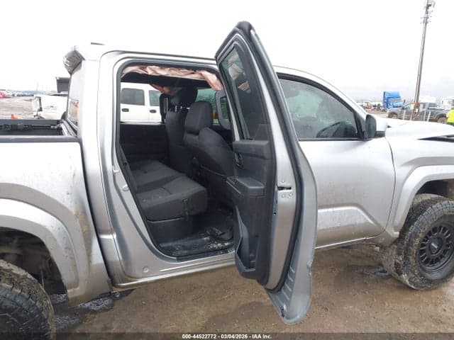 2025 TOYOTA TACOMA SR5 8