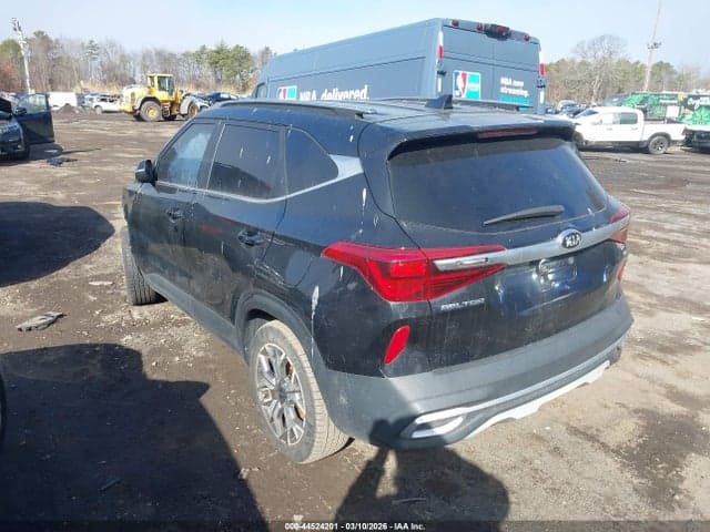 2021 KIA SELTOS EX 3