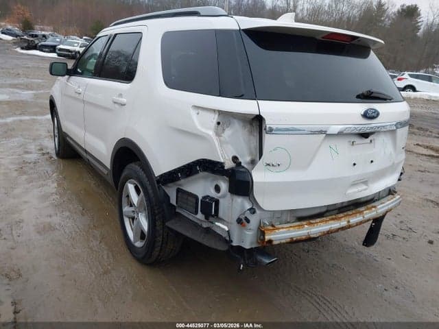 2017 FORD EXPLORER XLT 3