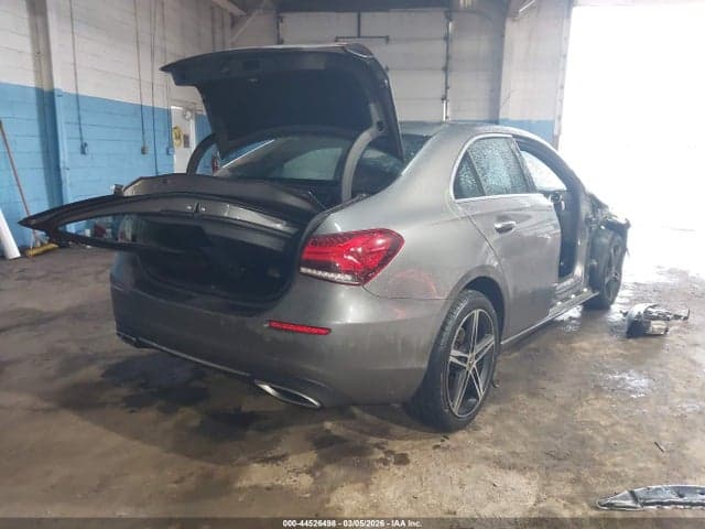 2022 MERCEDES-BENZ A 220 4MATIC 4