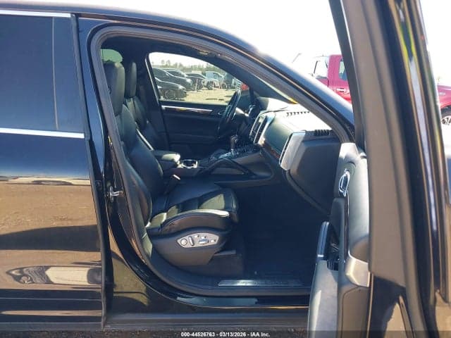 2011 PORSCHE CAYENNE TURBO 5