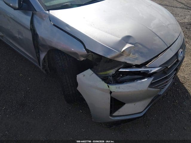 2020 HYUNDAI ELANTRA SEL 6