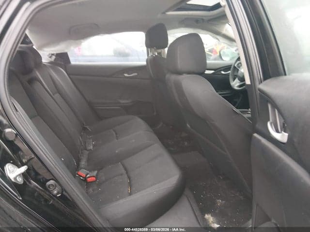 2018 HONDA CIVIC EX 8