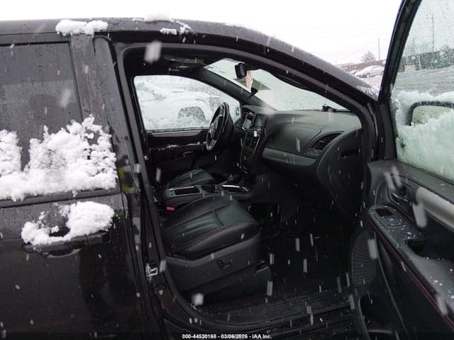 2019 DODGE GRAND CARAVAN GT 5
