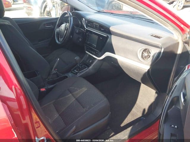 2017 TOYOTA COROLLA IM 5