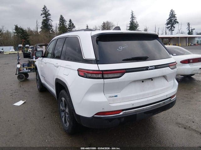 2023 JEEP GRAND CHEROKEE 4XE 3