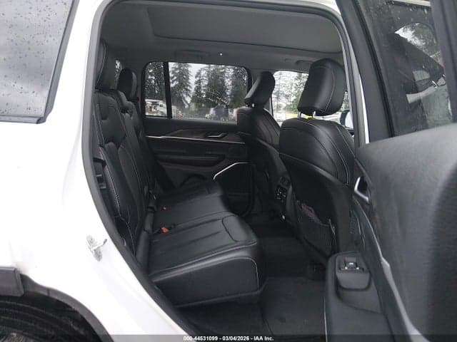 2023 JEEP GRAND CHEROKEE 4XE 8