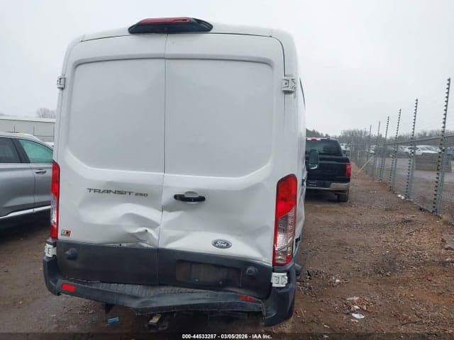 2018 FORD TRANSIT-250 16