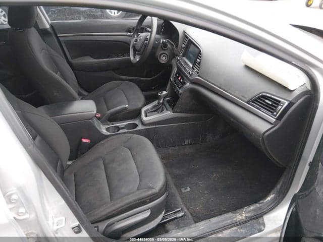 2018 HYUNDAI ELANTRA SEL 5