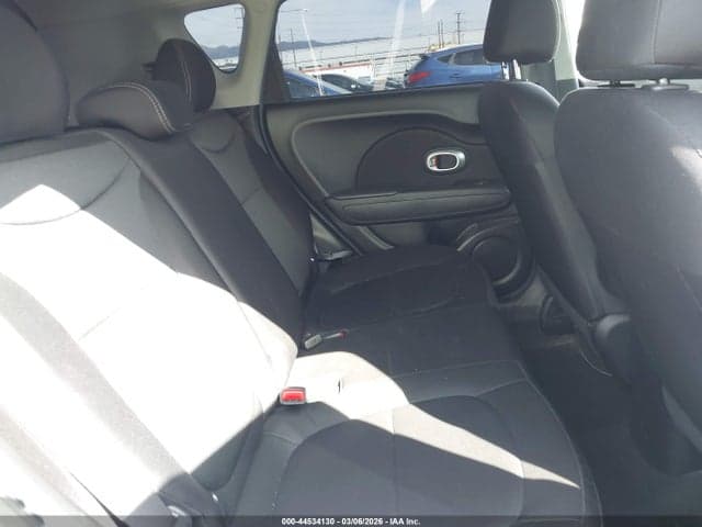 2017 KIA SOUL 8