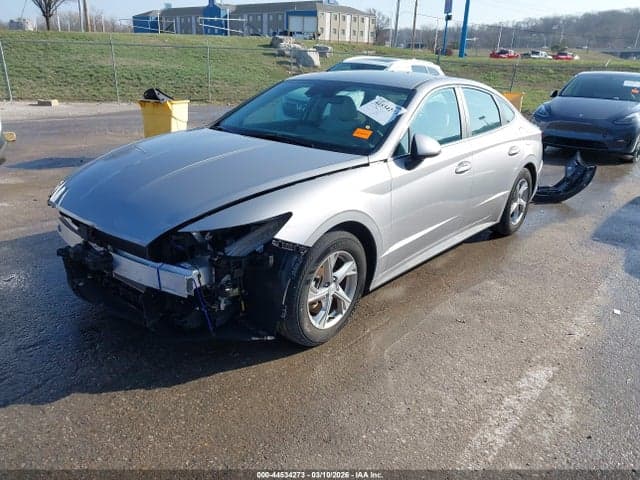 2023 HYUNDAI SONATA SE 2