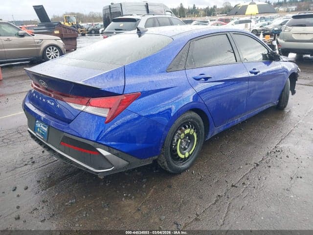 2025 HYUNDAI ELANTRA SEL SPORT 4