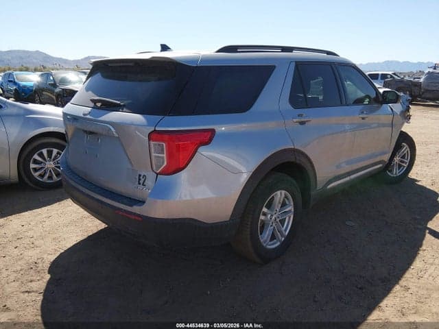2022 FORD EXPLORER XLT 4
