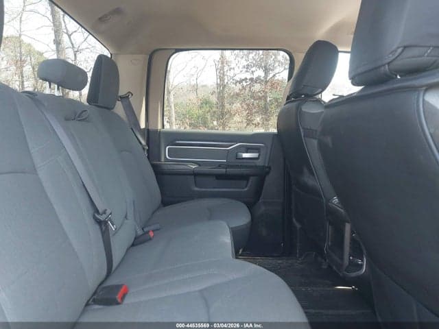 2019 RAM 3500 BIG HORN 4X4 8' BOX 7