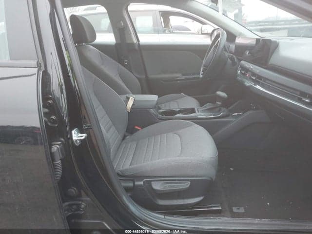 2025 KIA K4 EX 5