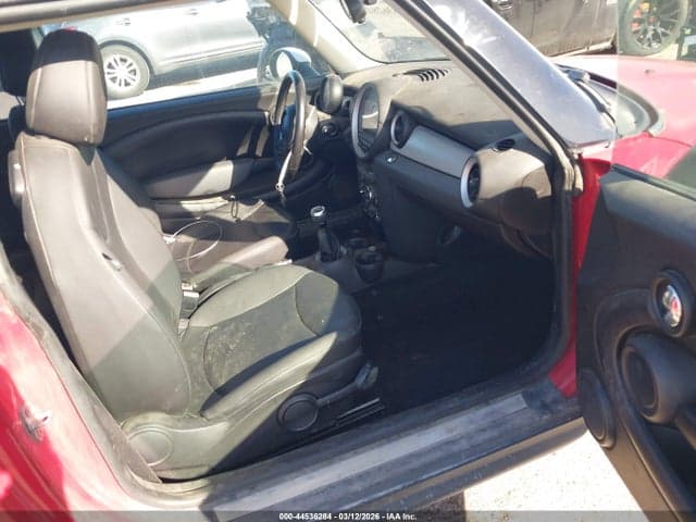 2012 MINI COOPER 5