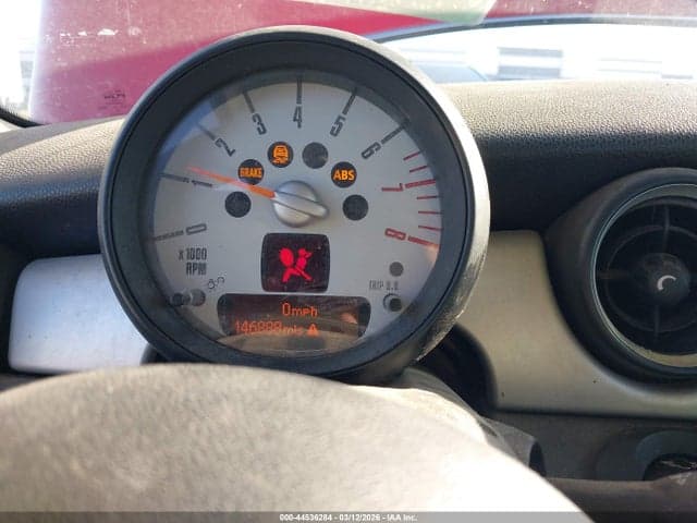 2012 MINI COOPER 7