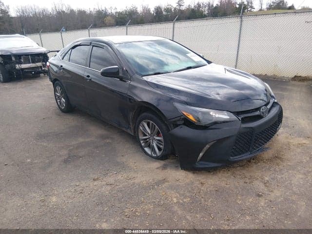 2017 TOYOTA CAMRY SE