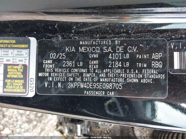 2025 KIA K4 GT-LINE 9