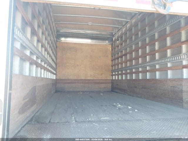 2017 ISUZU NPR HD DSL REG AT 6
