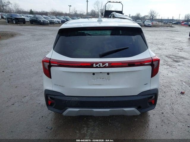 2024 KIA SELTOS LX 16