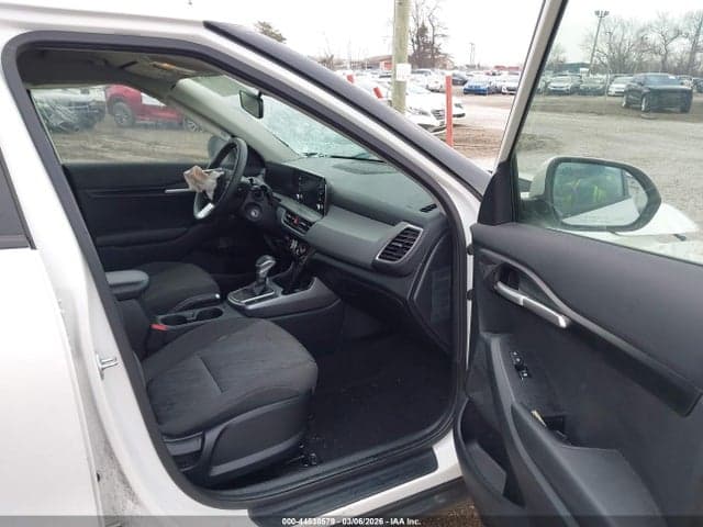 2024 KIA SELTOS LX 5