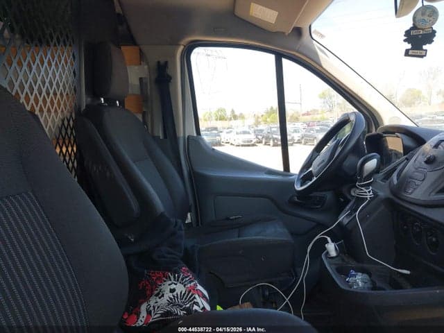 2019 FORD TRANSIT-250 5