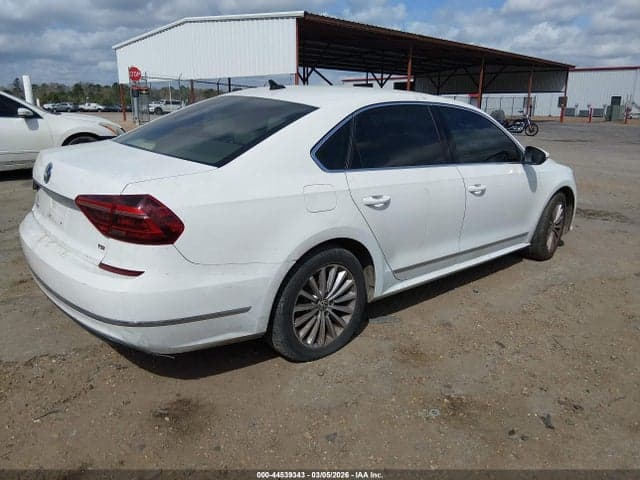 2017 VOLKSWAGEN PASSAT 1.8T SE 4