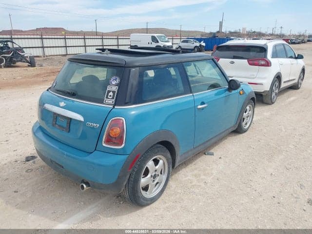 2009 MINI COOPER 4
