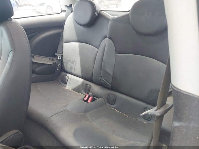 2009 MINI COOPER 8