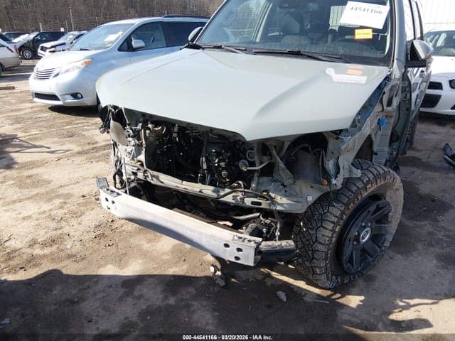 2022 TOYOTA 4RUNNER TRAIL SPECIAL EDITION 6